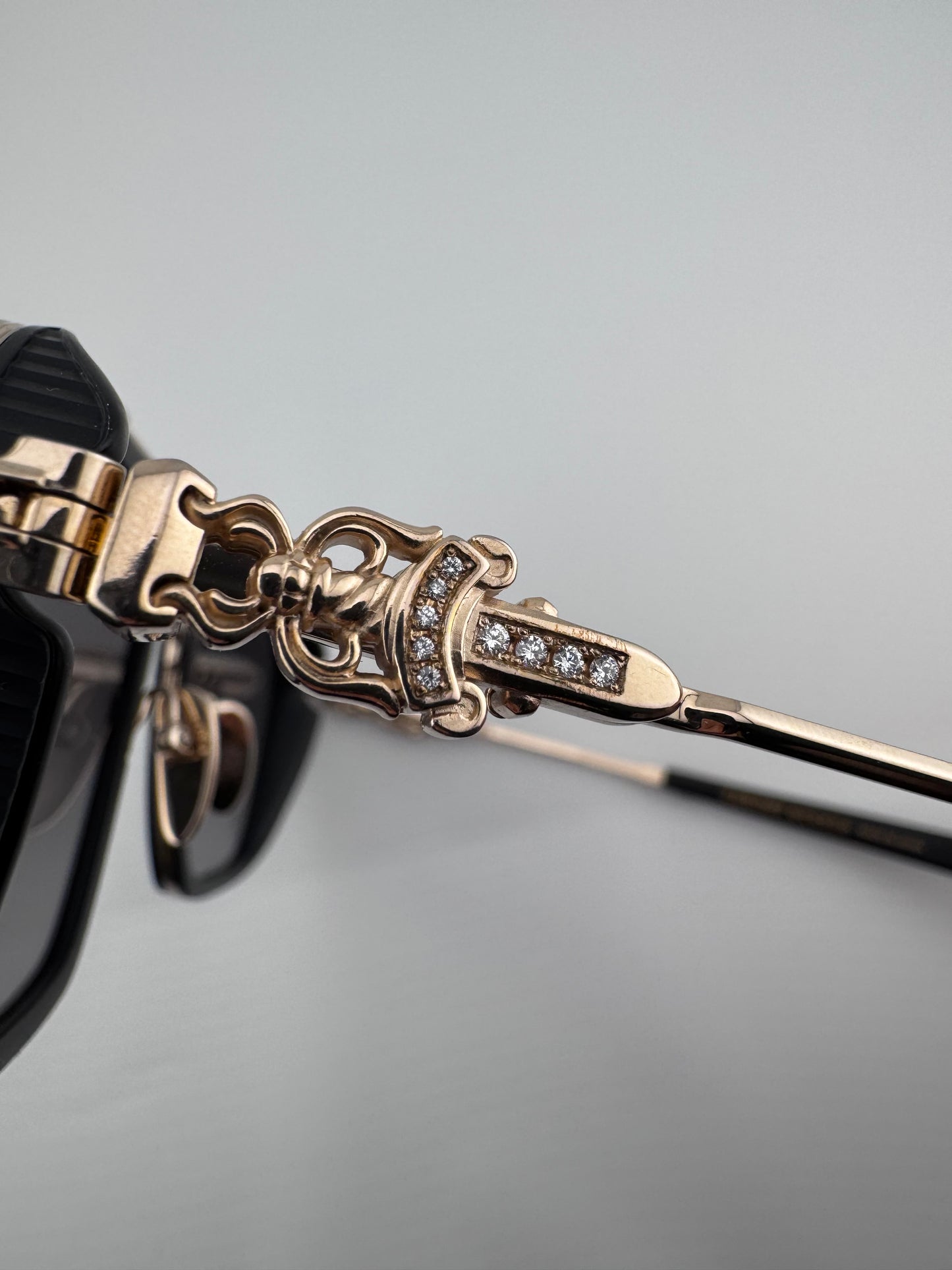 CHROME HEARTS ‘HOTATION’ DIAMOND SUNGLASSES (PRE-OWNED WITH CASE)