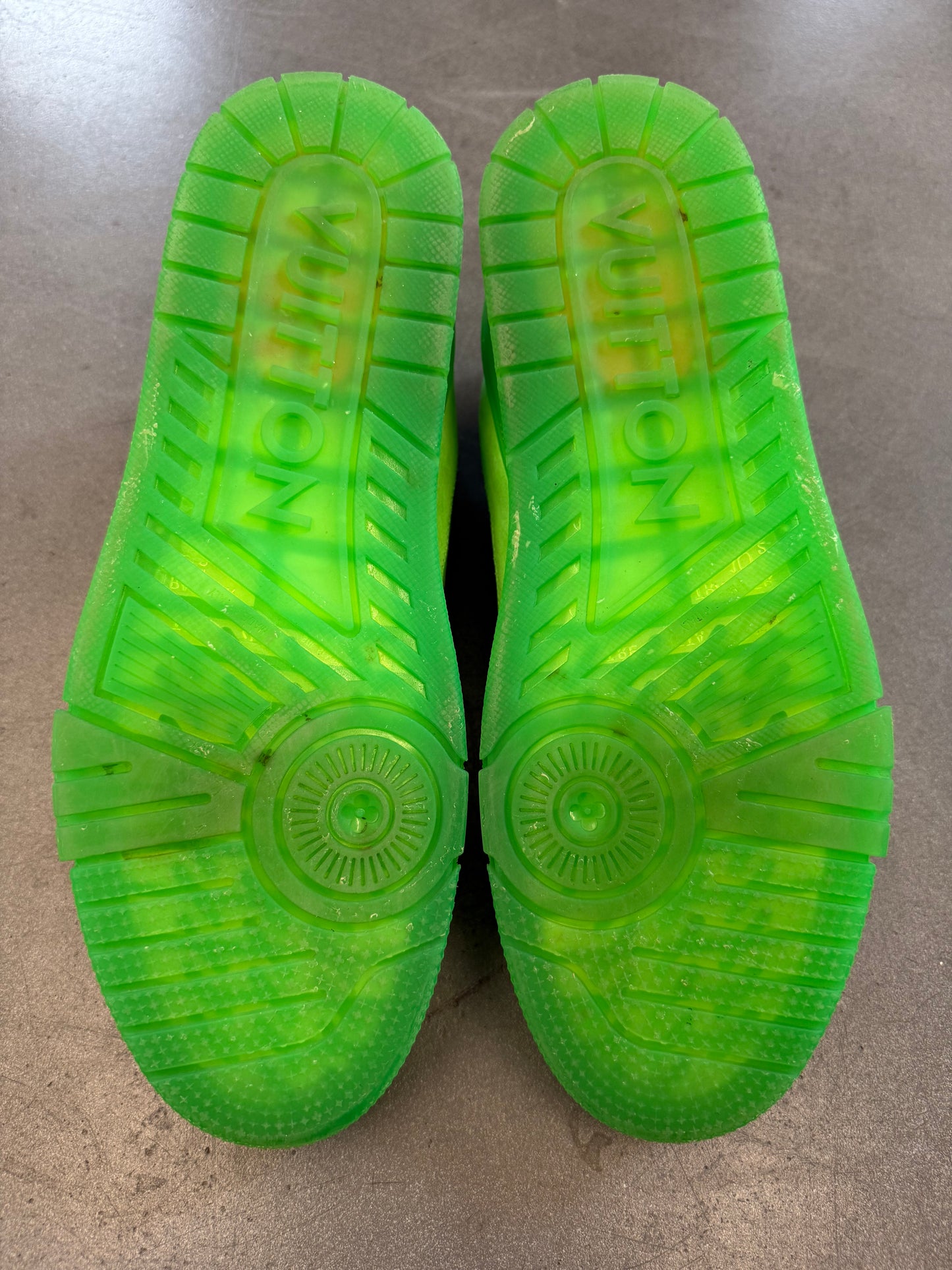 SIZE 10 LOUIS VUITTON LV TRAINER SNEAKER - FLUROESCENT GREEN (PRE-OWNED NO BOX)