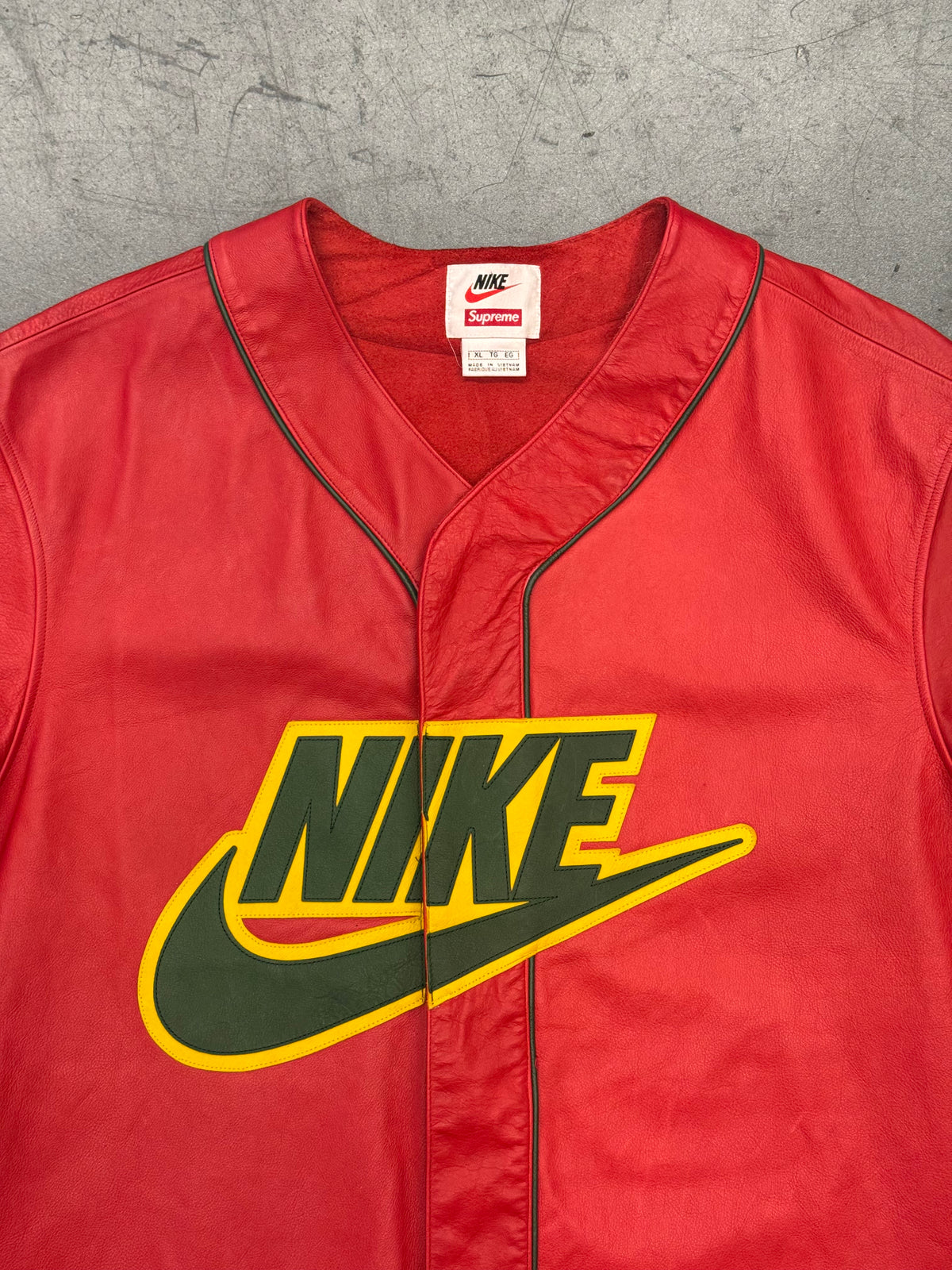 FW19 SUPREME NIKE LEATHER BASEBALL JERSEY - RED