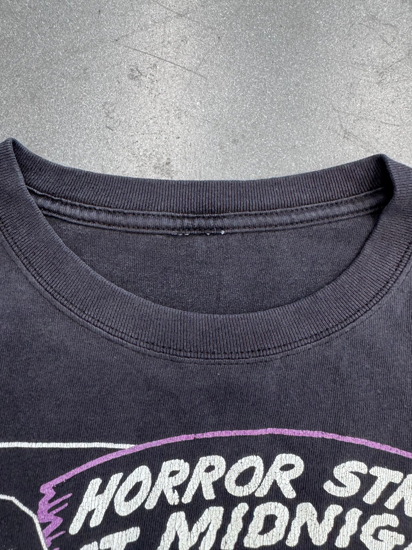 Y2K ROB ZOMBIE HORROR STRIKES AT MIDNIGHT! TEE (PULLED TAG)