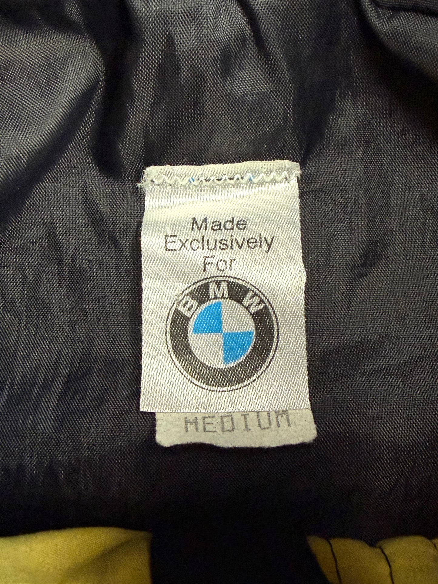 90S BMW M3 NYLON WINDBREAKER (BMW TAG)