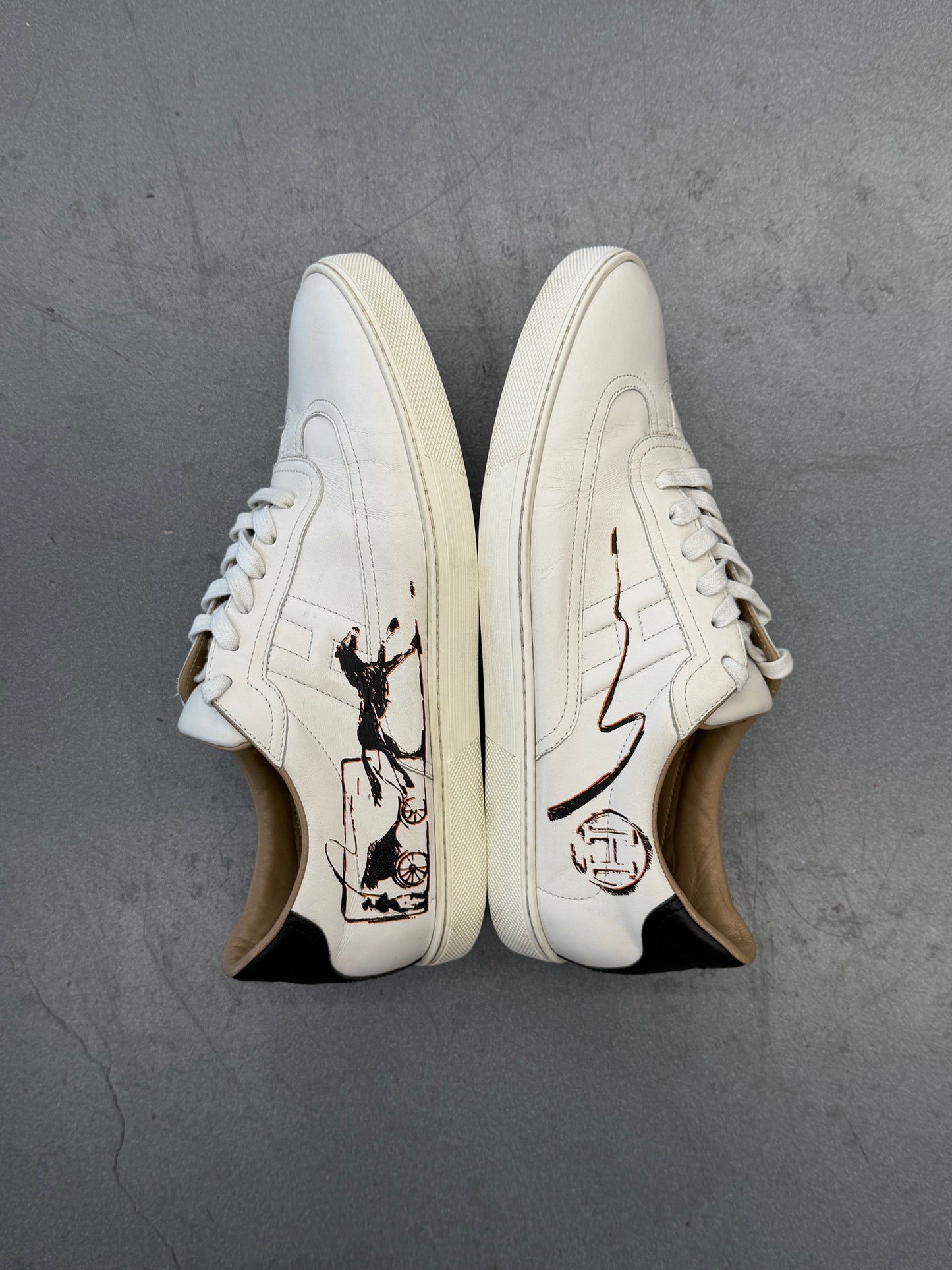 SIZE 43 HERMES QUICKER SNEAKER (W/O BOX)