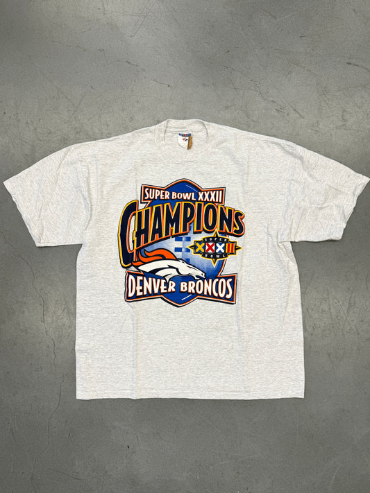 1998 DENVER BRONCOS SUPER BOWL XXXII CHAMPIONS TEE (JERZEES TAG)