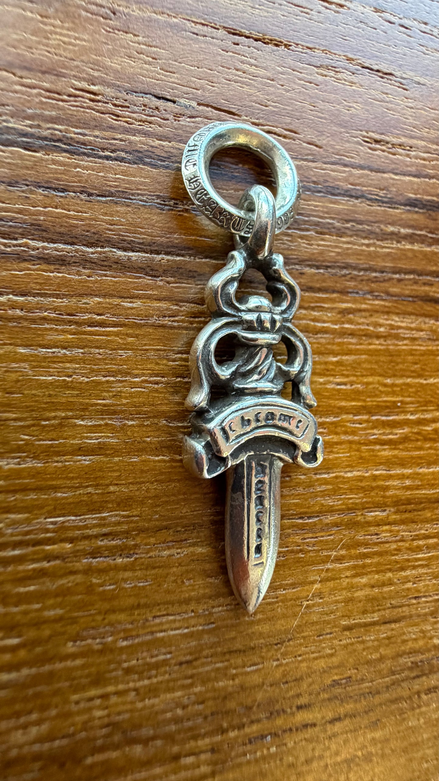 CHROME HEARTS #5 DAGGER BLUE SAPPHIRE/SILVER PENDANT