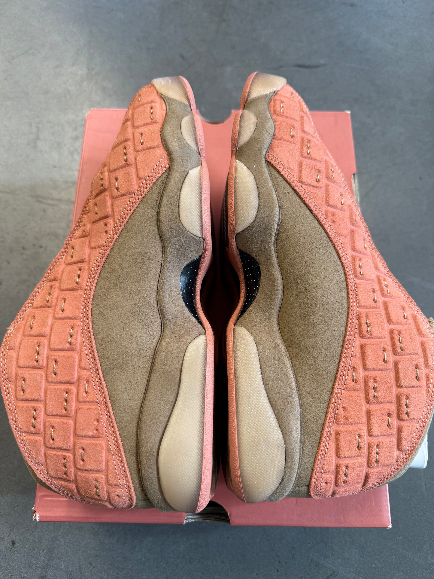 2018 SIZE 10 CLOT JORDAN 13 RETRO LOW SEPIA STONE (NEW WITH BOX)