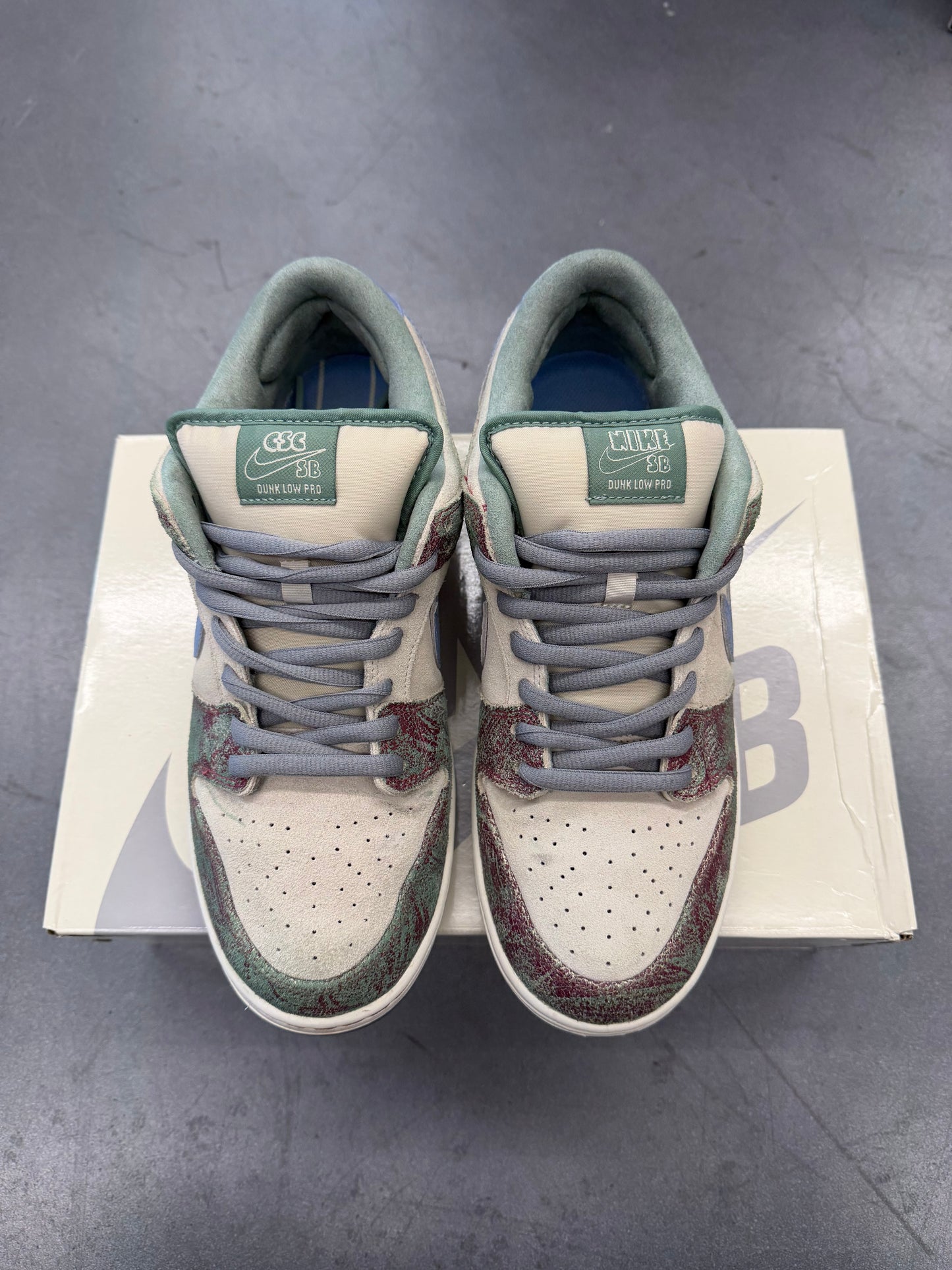 2023 SIZE 11 NIKE SB DUNK LOW SB CRENSHAW SKATE SHOP (PRE-OWNED WITH BOX)
