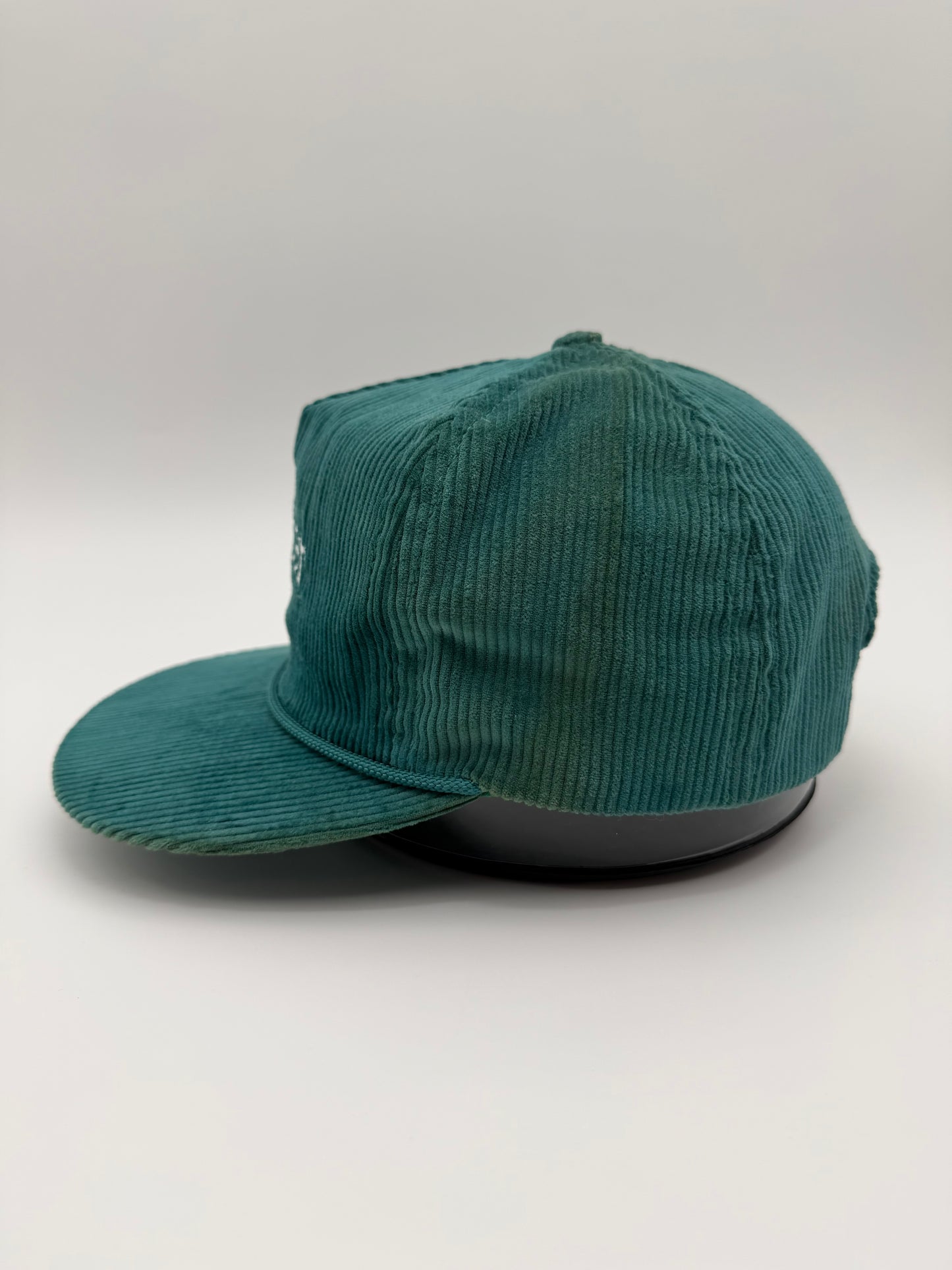 80S PERRIER CORDUROY STRAPBACK HAT