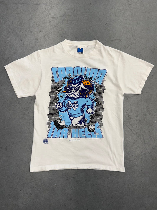 1994 NORTH CAROLINA TAR HEELS BREAKTHROUGH RAH-RAH SALES TEE (STADIUM COURT TAG)
