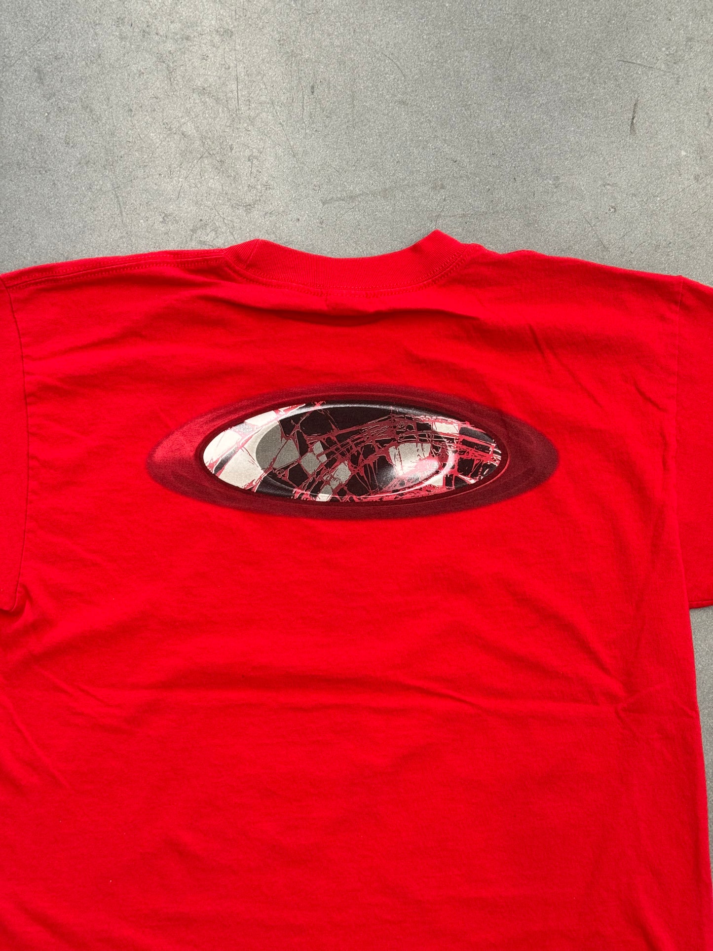 VINTAGE OAKLEY CRACKLED SPELL-OUT LOGO TEE - RED (BLACK TAG)