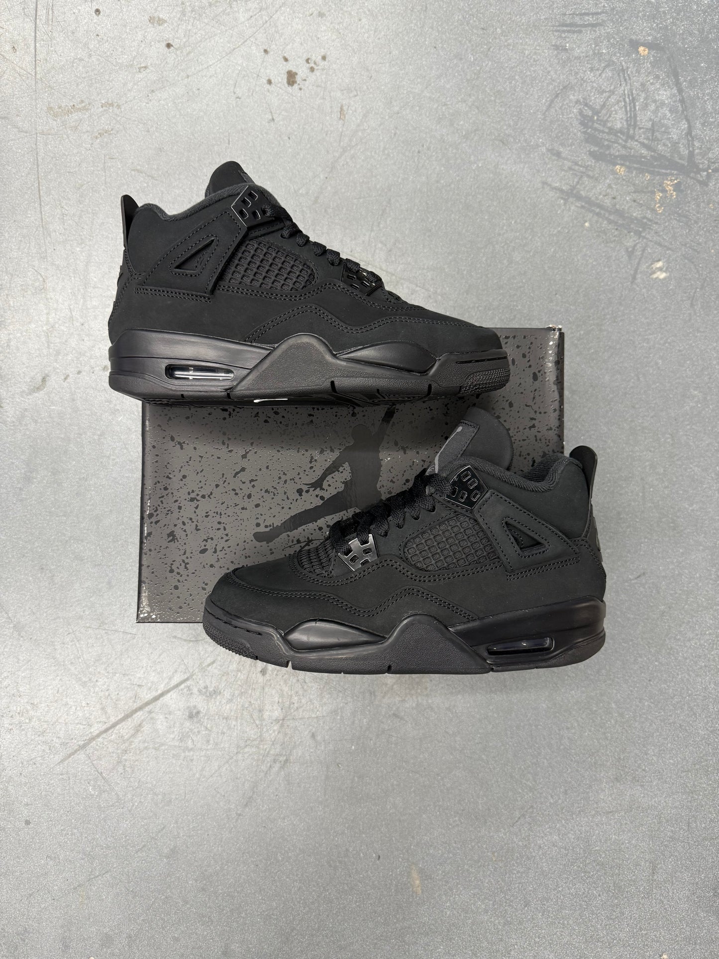 2025 SIZE 5.5Y JORDAN 4 RETRO BLACK CAT