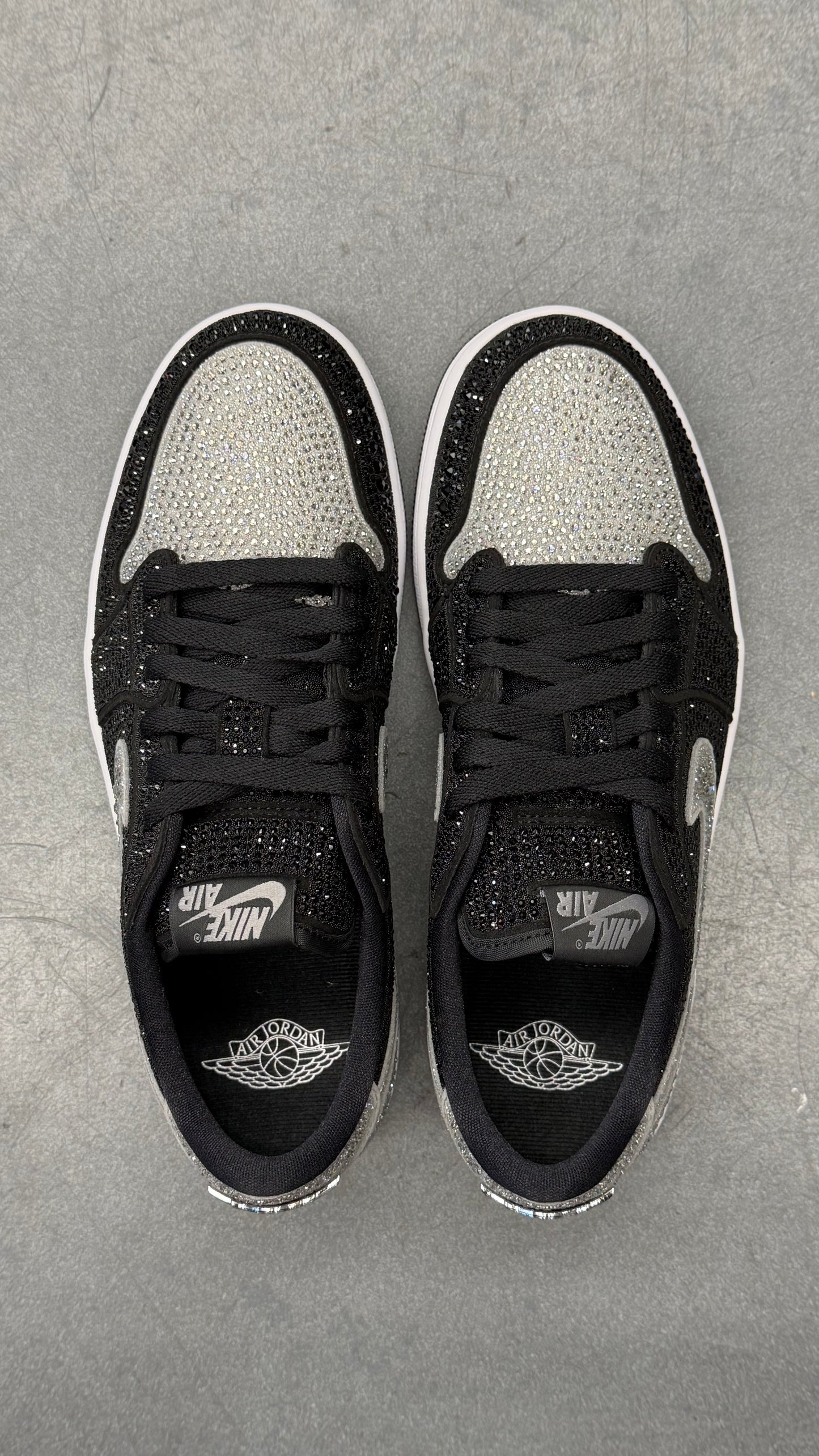 2025 JORDAN 1 RETRO LOW OG SWAROVSKI STEALTH (WOMEN'S)