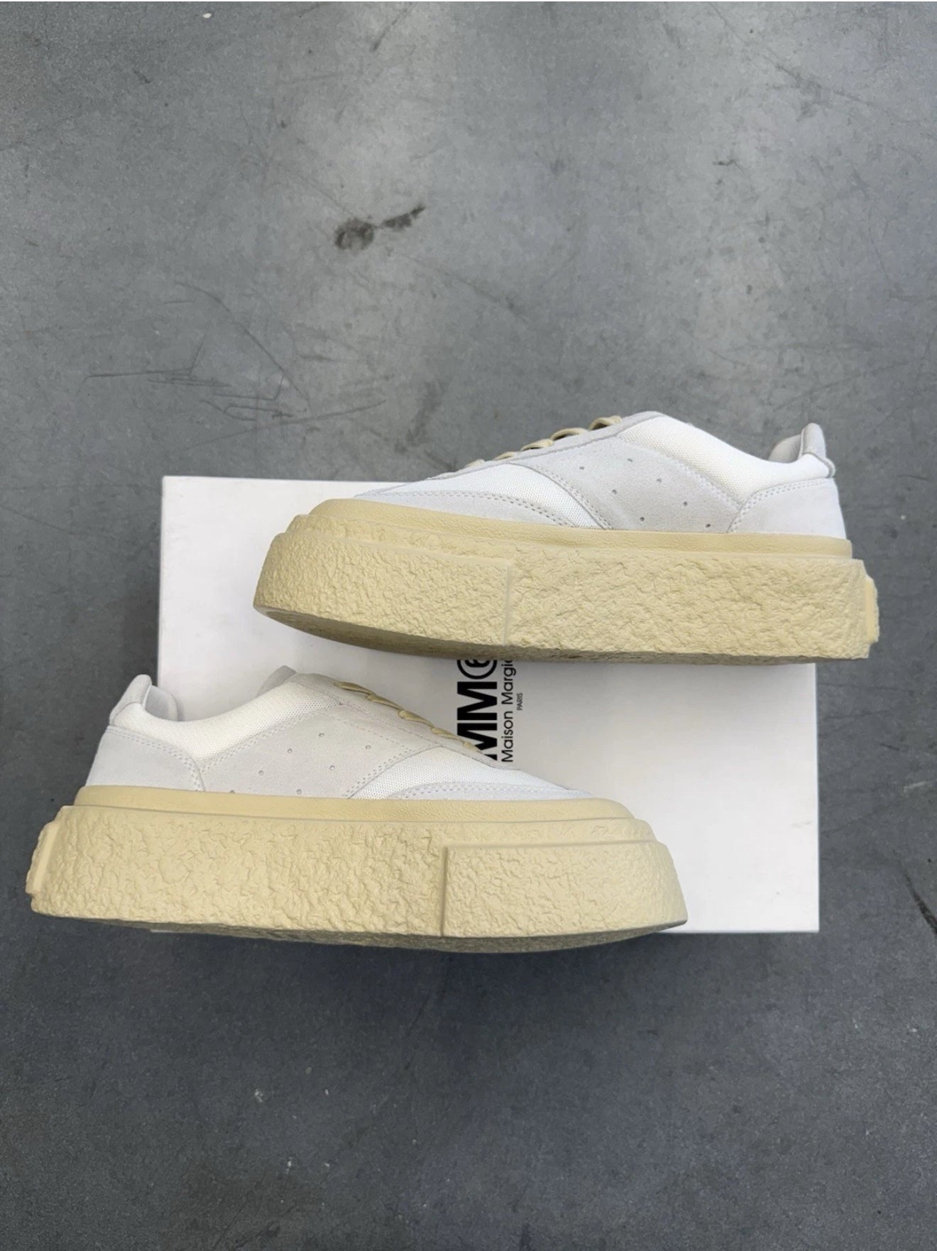 SIZE 38 2024 MM6 MAISON MARGIELA WMNS GAMBETTA LEATHER - WHITE (BRAND NEW WITH BOX)