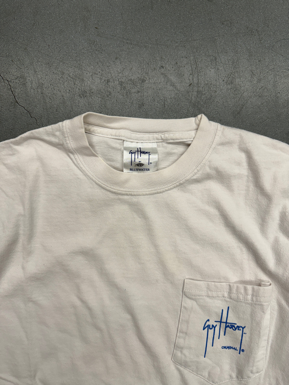 2004 GUY HARVEY ORIGINAL POCKET TEE ( BLUEWATER TAG)