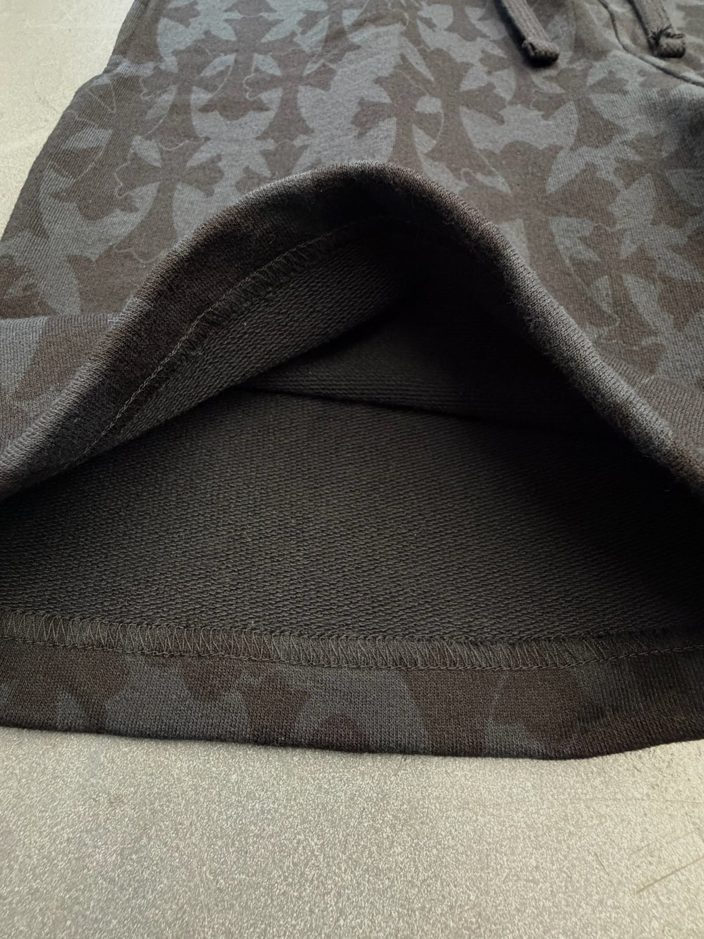 CHROME HEARTS CEMETARY MONOGRAM SWEAT SHORT - BLACK