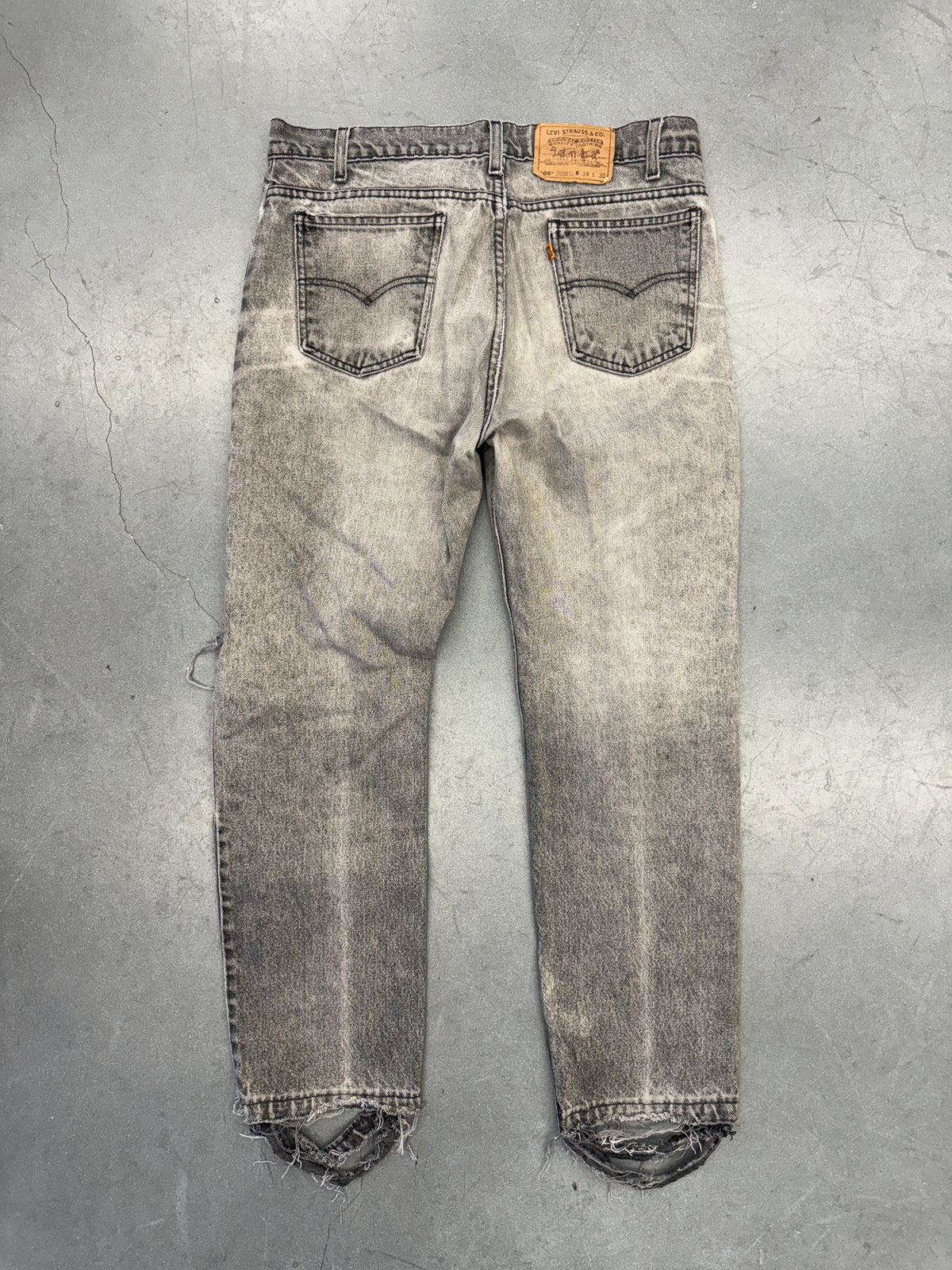 VINTAGE LEVI'S 505 REGULAR FIT FADED BLACK DENIM JEANS (34X30)