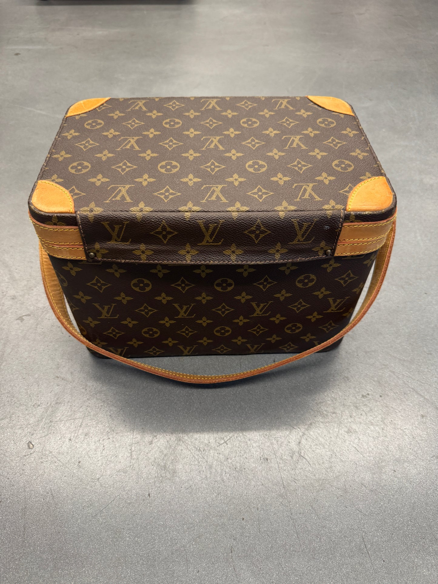 LOUIS VUITTON MONOGRAM VANITY CASE BOX