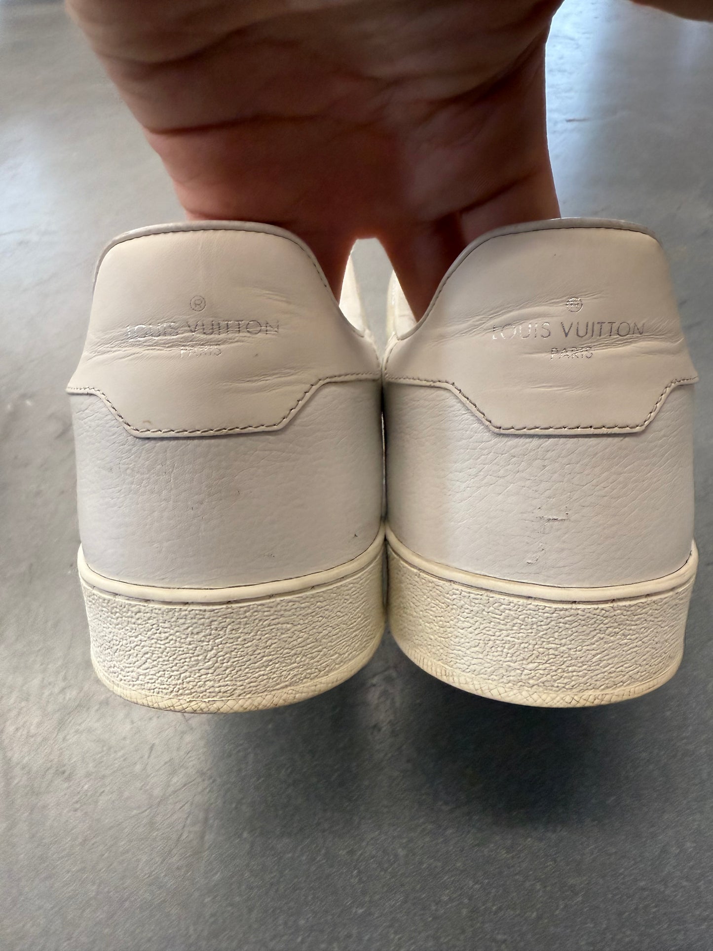 LOUIS VUITTON RIVOLI SNEAKER - WHITE