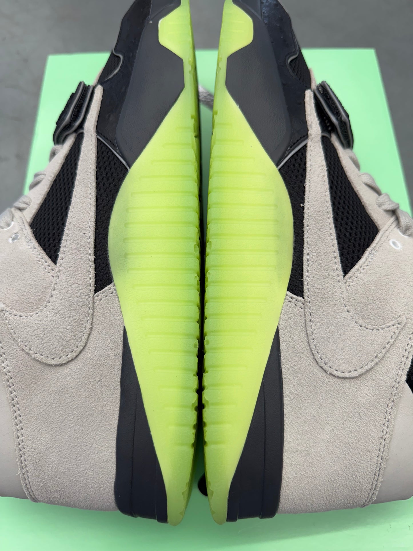 2025 SIZE 14 JORDAN JUMPMAN JACK TR TRAVIS SCOTT X CHASE B BLACK NIGHT SILVER