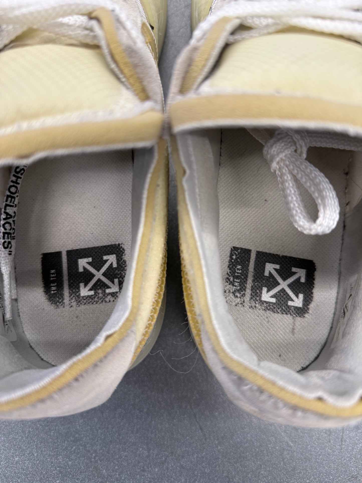 2017 SIZE 12 NIKE AIR FORCE 1 LOW - OFF-WHITE