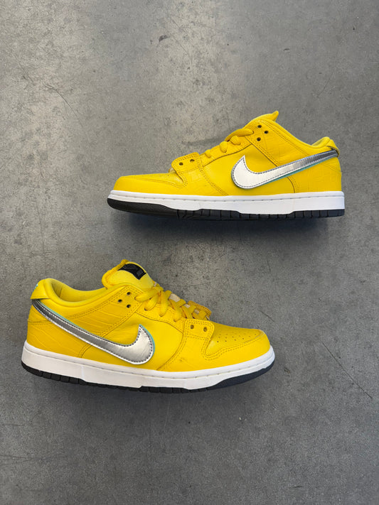 2018 SIZE 8 NIKE SB DUNK LOW DIAMOND SUPPLY CO. CANARY YELLOW [LIL WAYNE'S PERSONAL PAIR] (PRE-OWNED NO BOX)