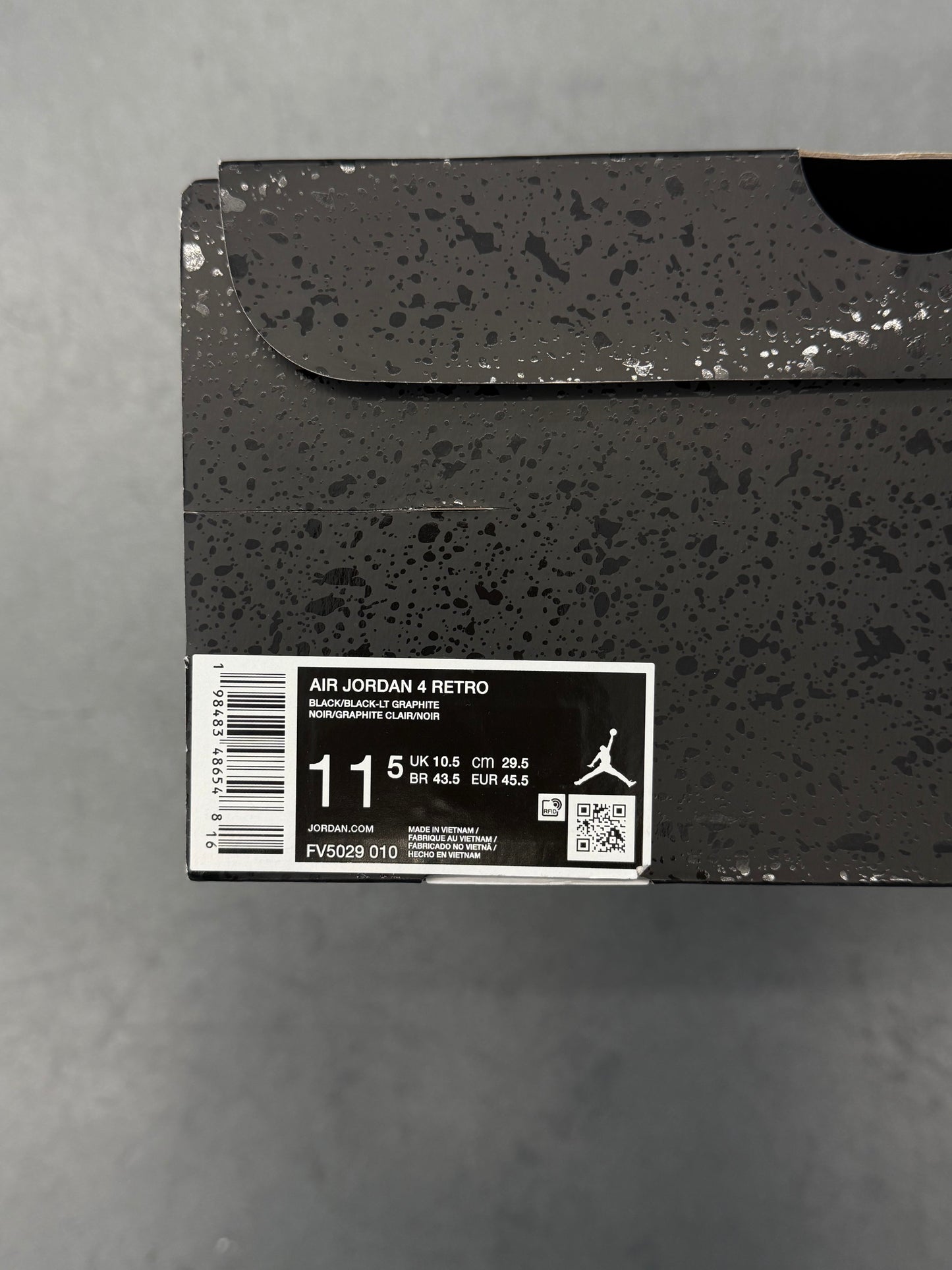 2025 JORDAN 4 RETRO BLACK CAT (W/BOX)