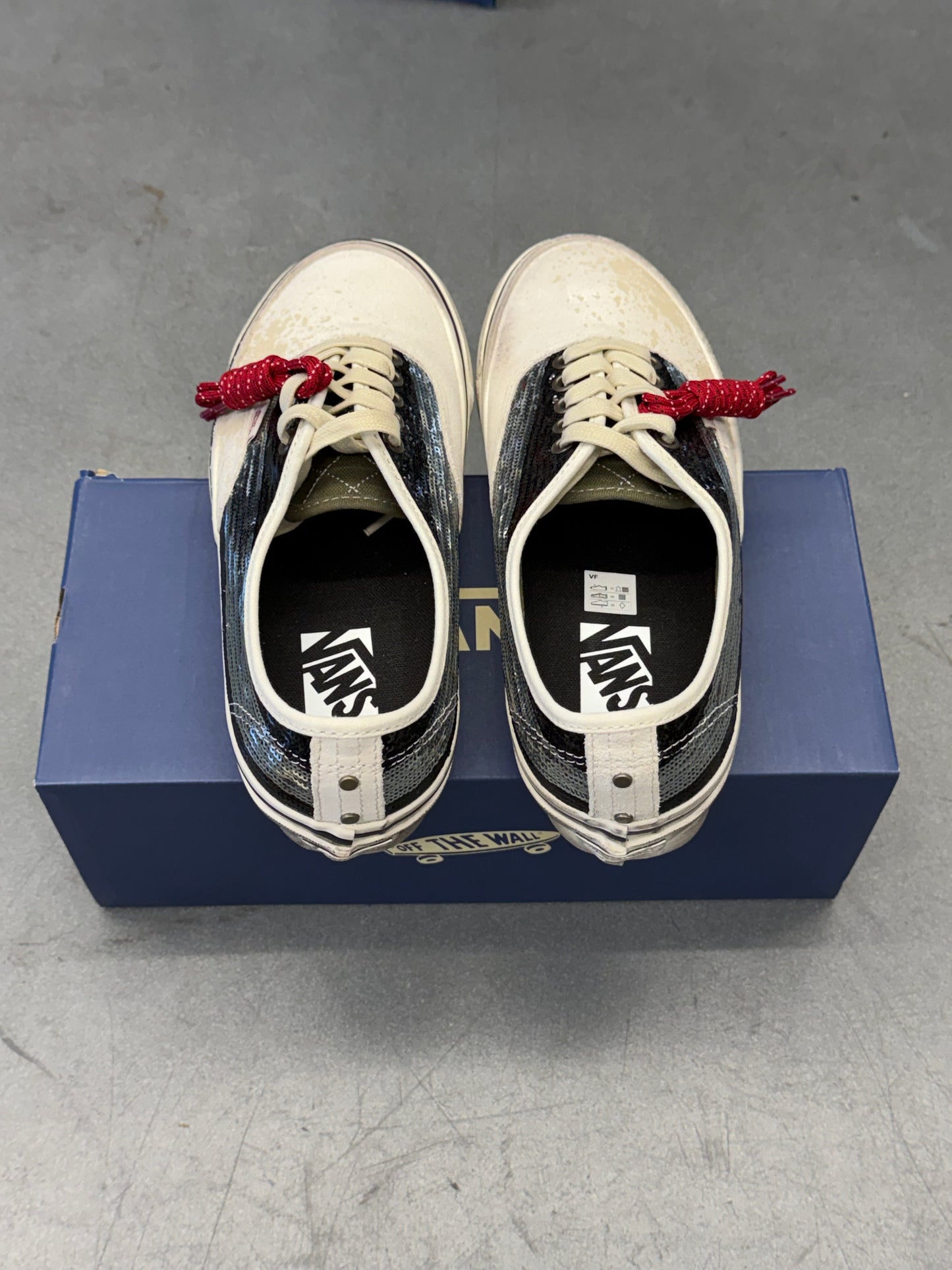 2026 VANS PREMIUM AUTHENTIC LA HABANA - BLACK/WHITE (W/BOX)