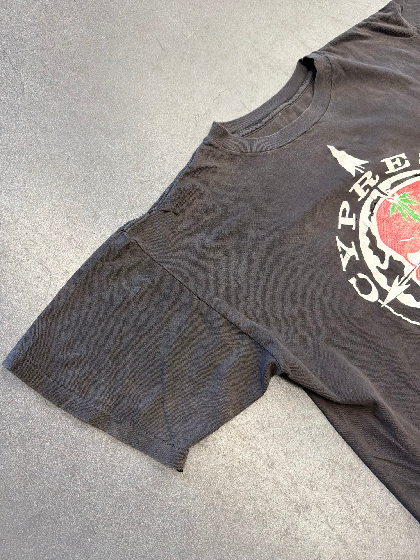 90'S CYPRESS HILL "THE PHUNCKY CYPRESS HILL SHIT" TEE (PULLED TAG)