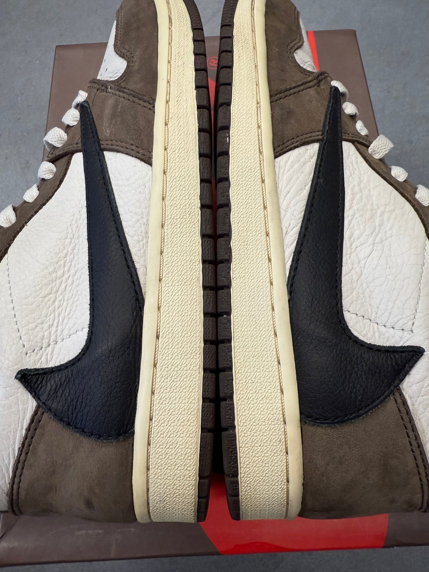 2019 SIZE 8 JORDAN 1 RETRO HIGH OG SP TRAVIS SCOTT MOCHA