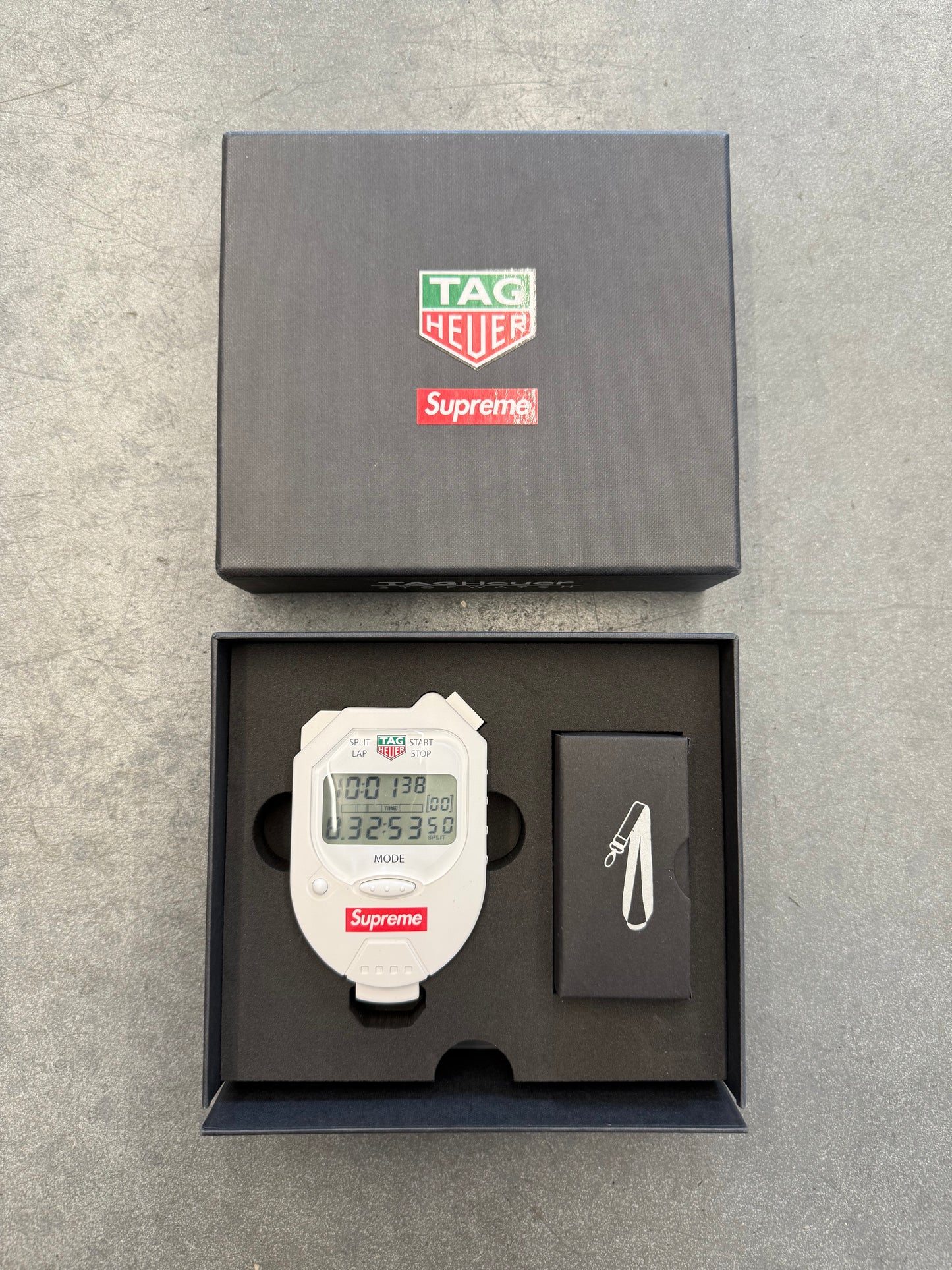 FW18 SUPREME TAG HEUER POCKET PRO STOPWATCH