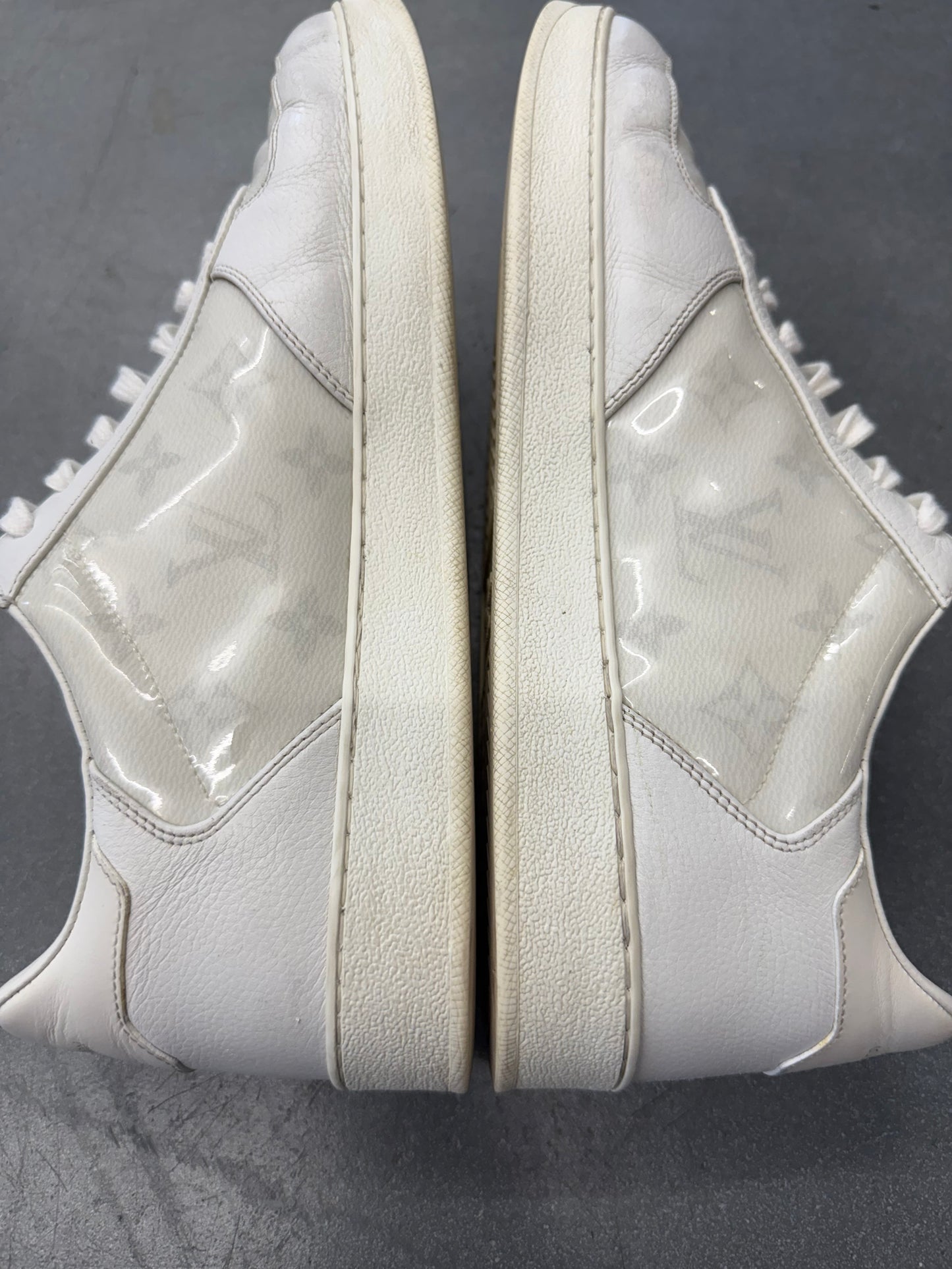 LOUIS VUITTON RIVOLI SNEAKER - WHITE