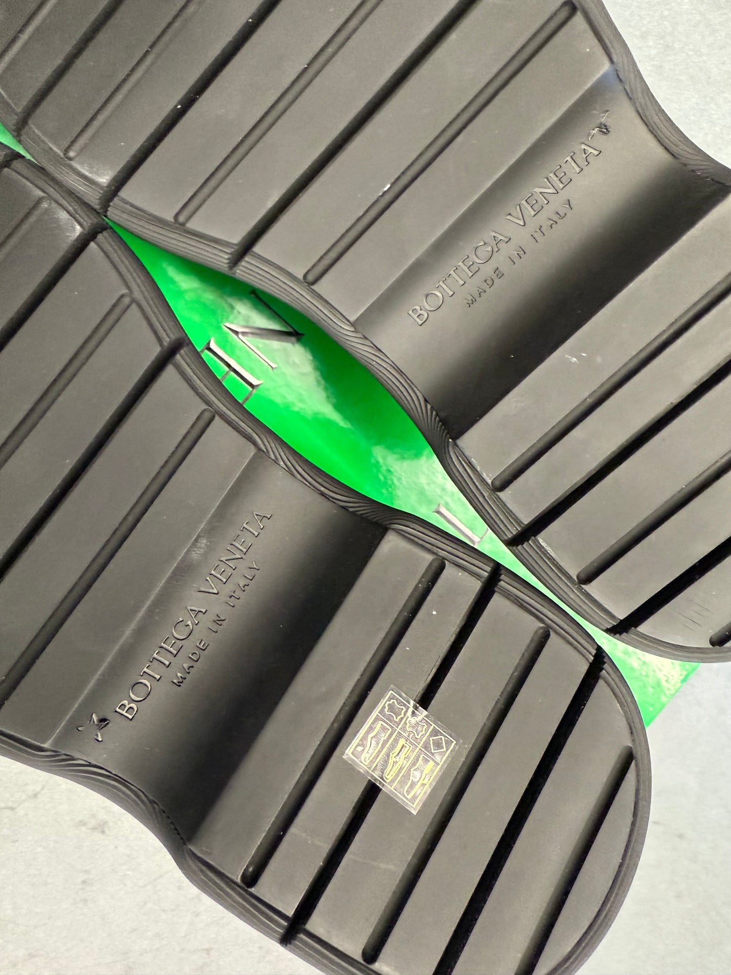 BOTTEGA VENETA SWELL LOAFER YELLOW