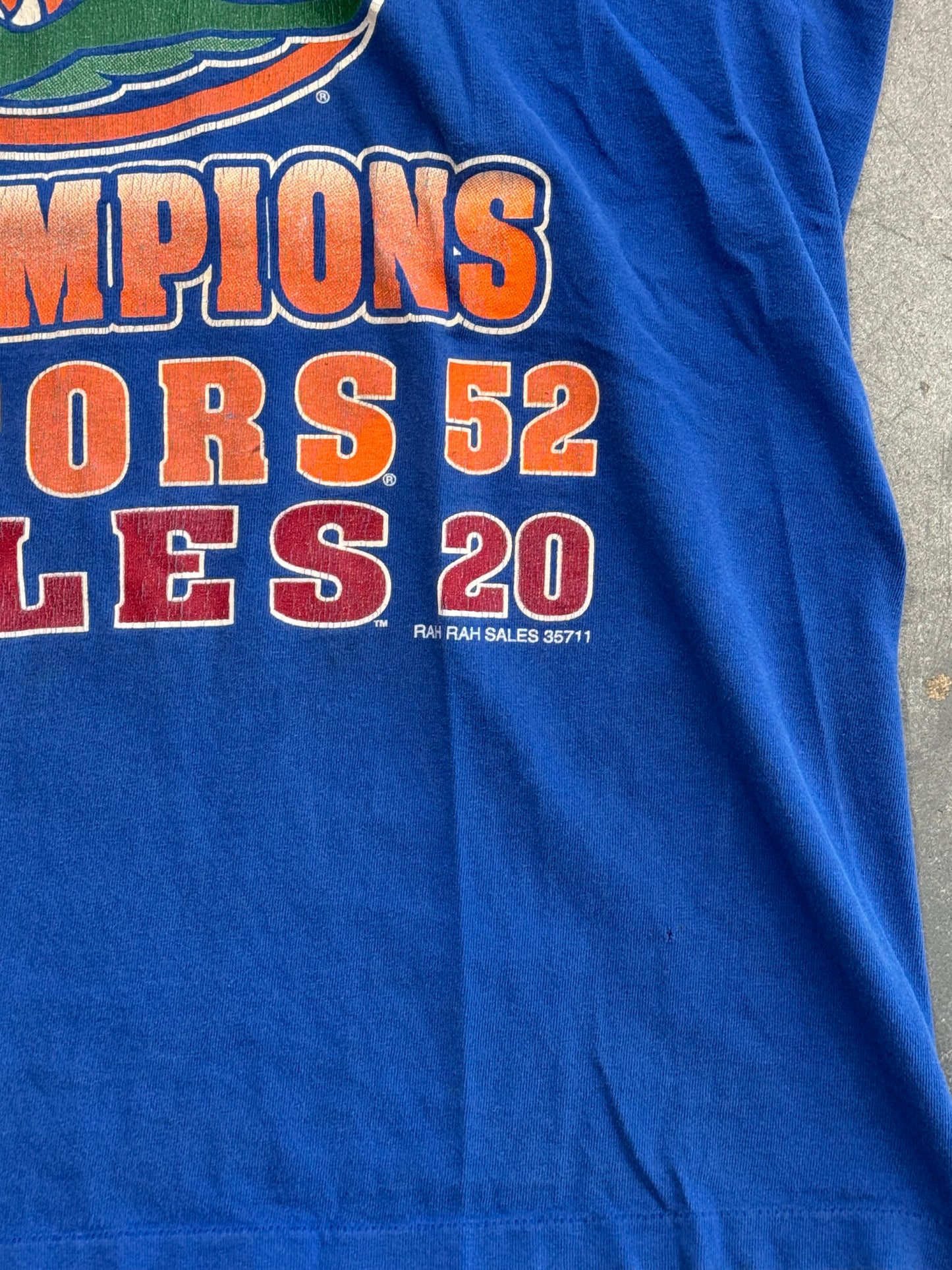 1997 FLORIDA GATORS NATIONAL CHAMPIONS CUT-OFF TEE (TENNESSEE RIVER TAG)