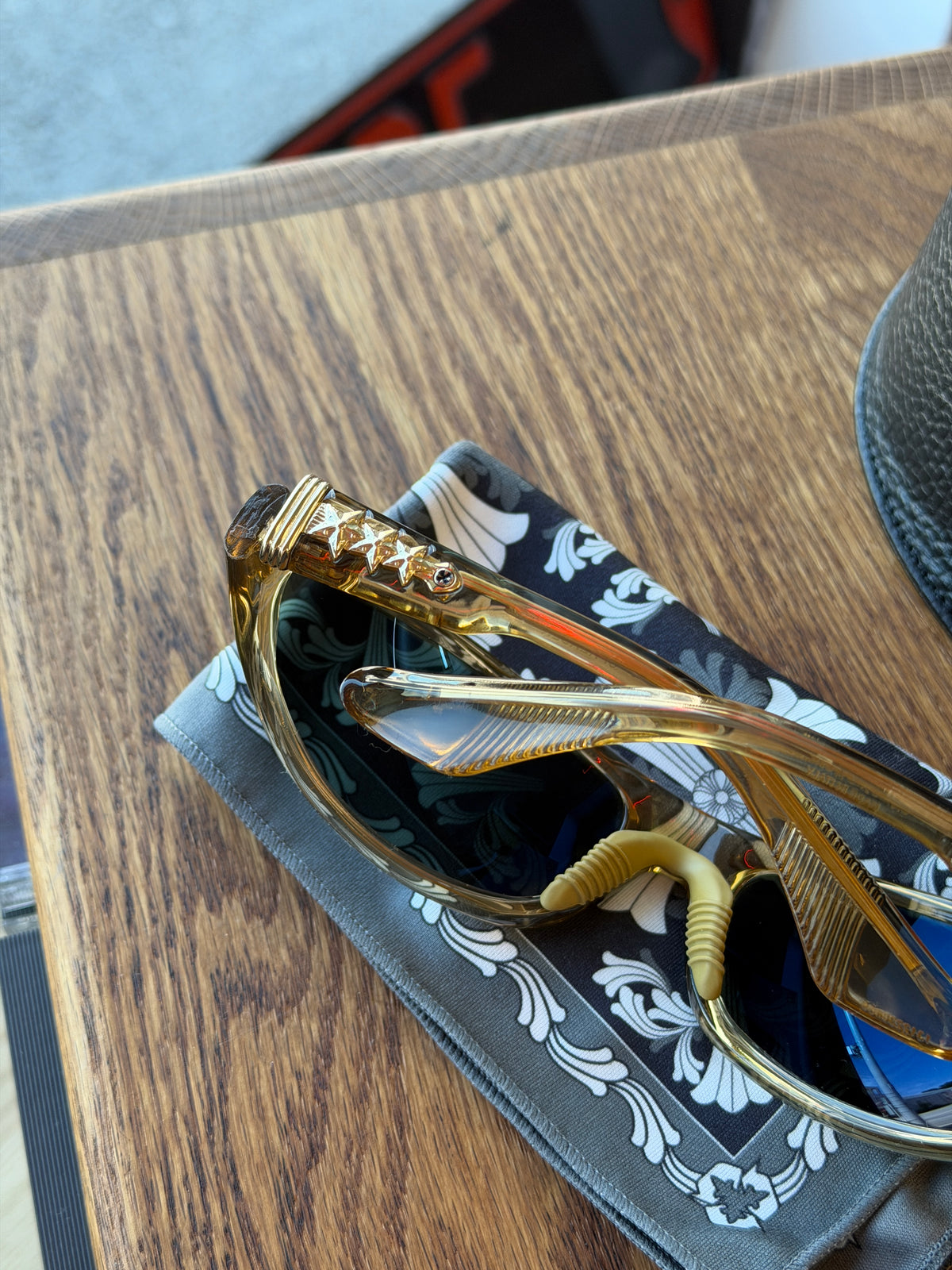 CHROME HEARTS SPREADER SUNGLASSES - TRANSLUCENT GOLD
