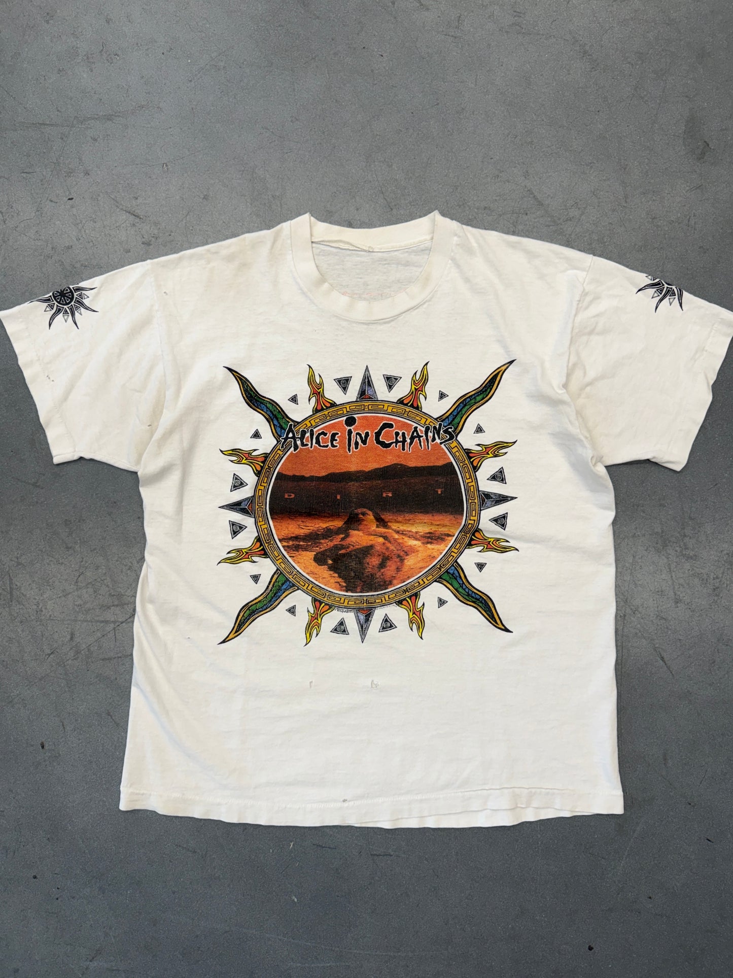 1992 ALICE IN CHAINS DIRT ALBUM COVER TEE (PULLED TAG)