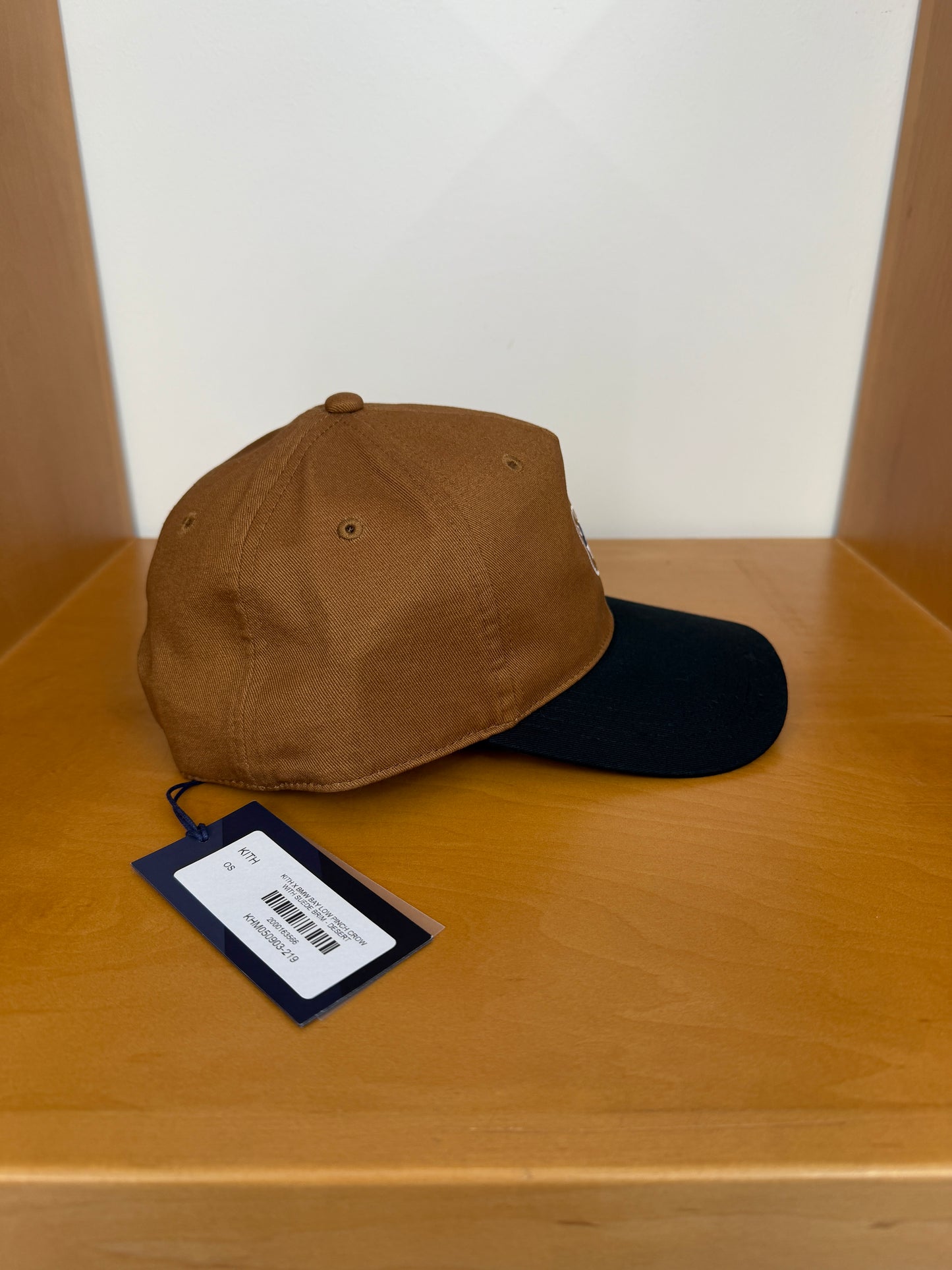 FW24 KITH X BMW BAY LOW PINCH CROWN CAP - DESERT