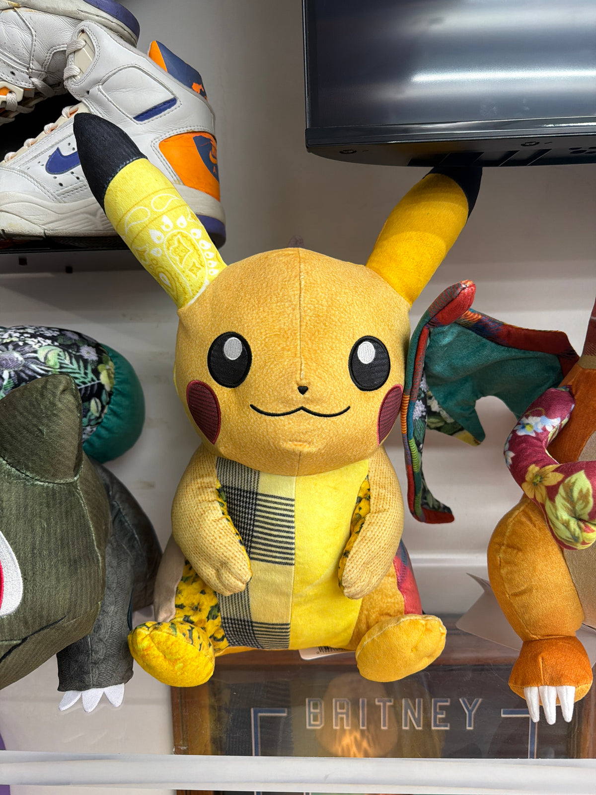 POKEMON X SEAN WOTHERSPOON PIKACHU LIMITED EDITION PLUSH
