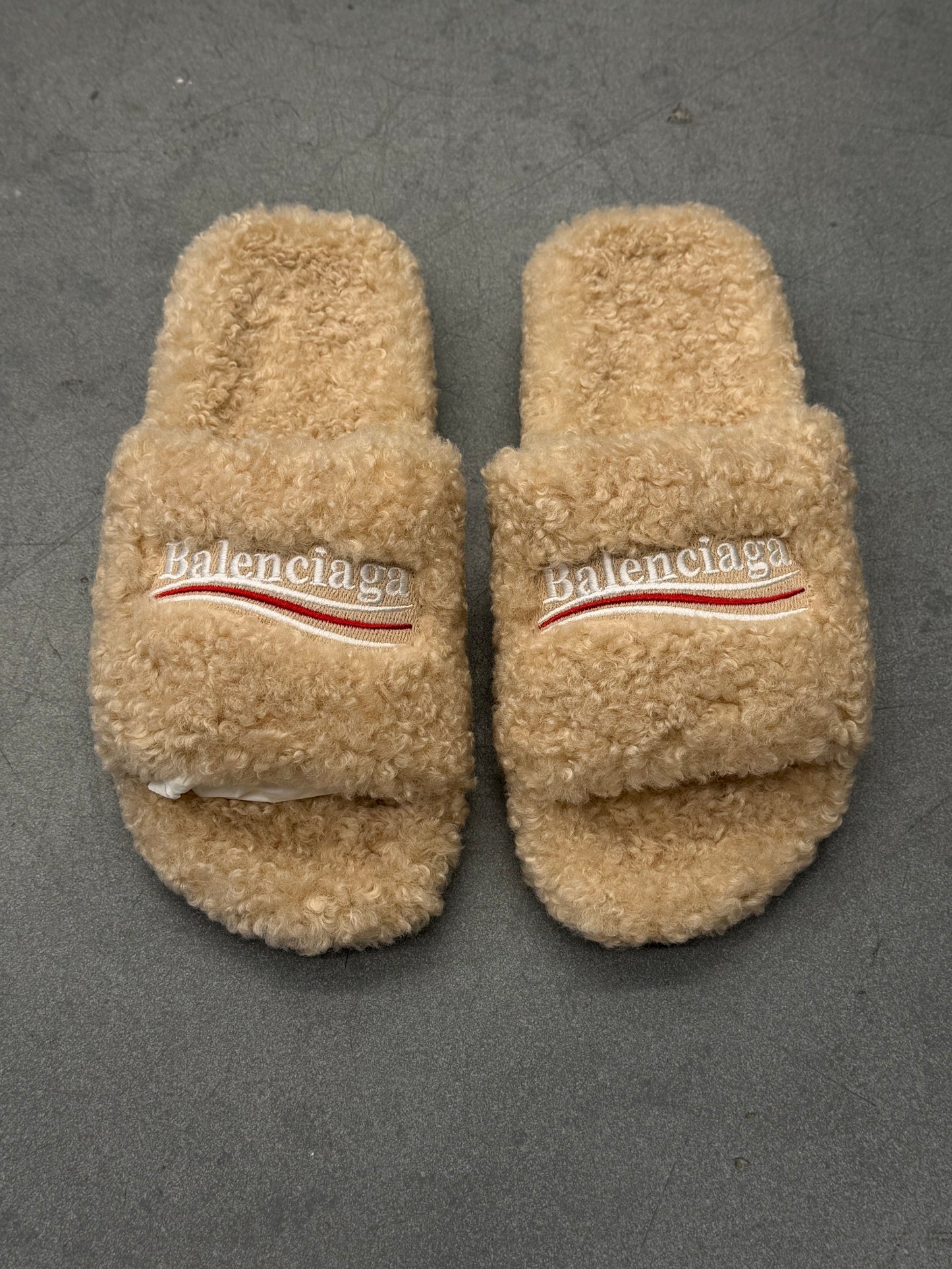 BALENCIAGA FLUFFY SLIDE SANDALS - BEIGE/WHITE/RED (W/BOX)