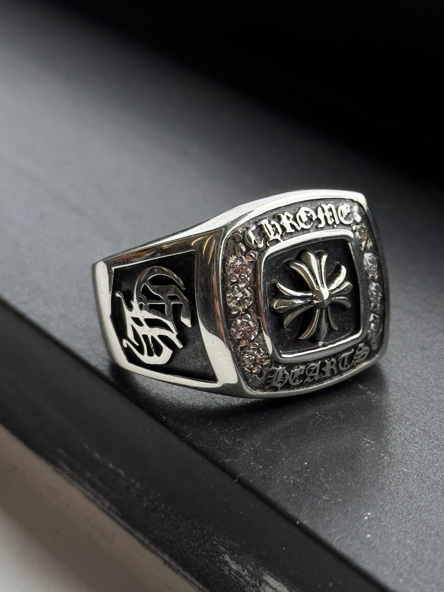 CHROME HEARTS DIAMOND CHAMPION SILVER RING 33 LARGE (SIZE 12) (36.1 GRAMS) (NEW)