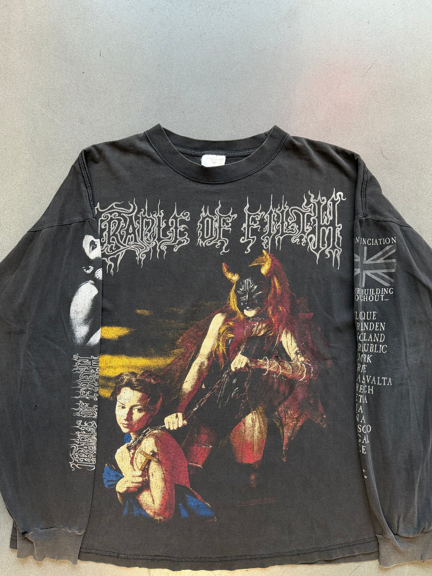 1997 CRADLE OF FILTH THE RAPE AND RUIN OF EUROPE LS TEE (HEAVY COTTON TAG)