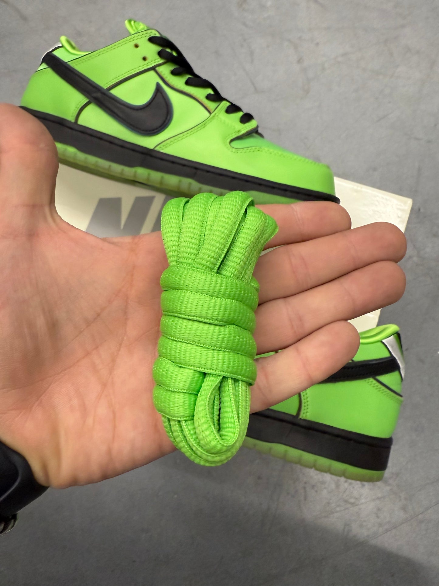 2023 SIZE 10 THE POWERPUFF GIRLS BUTTERCUP NIKE SB DUNK LOW