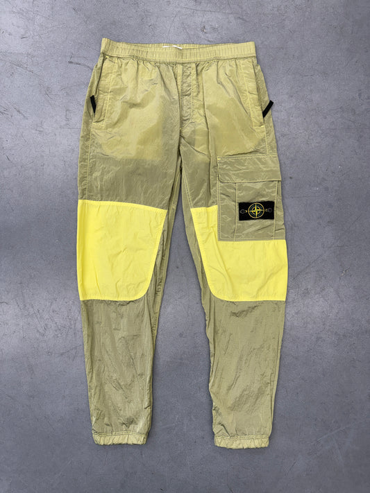 STONE ISLAND ECONYL NYLON METAL PANTS