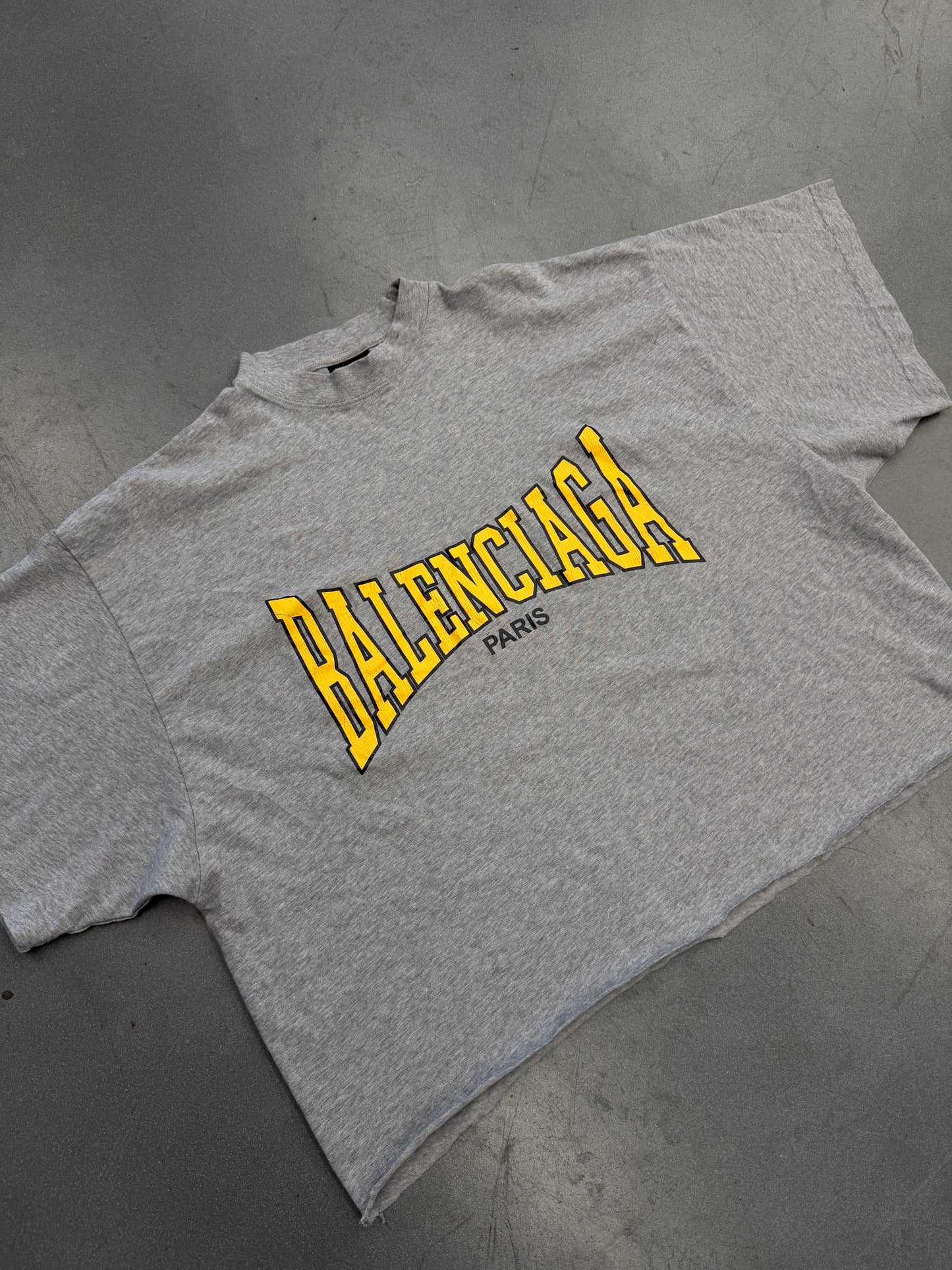 BALENCIAGA BOXING LOGO CROPPED TEE