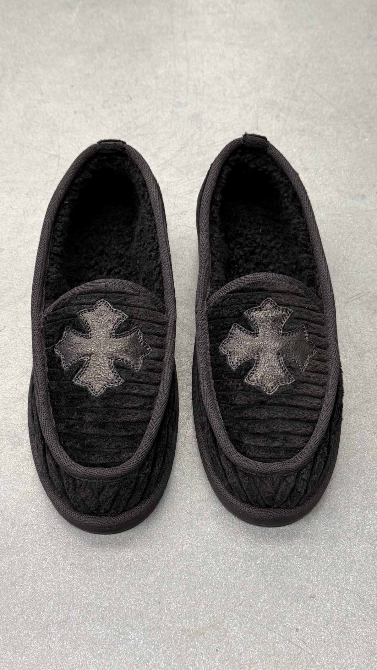 CHROME HEARTS CROSS PATCH SLIPPERS