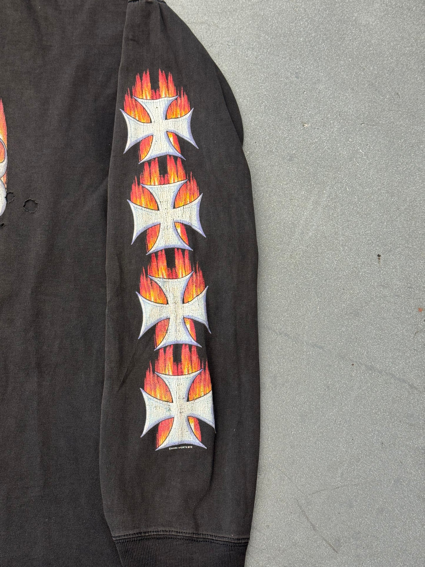 2003 CHOPPERS IRON CROSS FLAME LONGSLEEVE BOSTON, MA DISTRESSED TEE (LIGHTNING CLOTHING TAG)