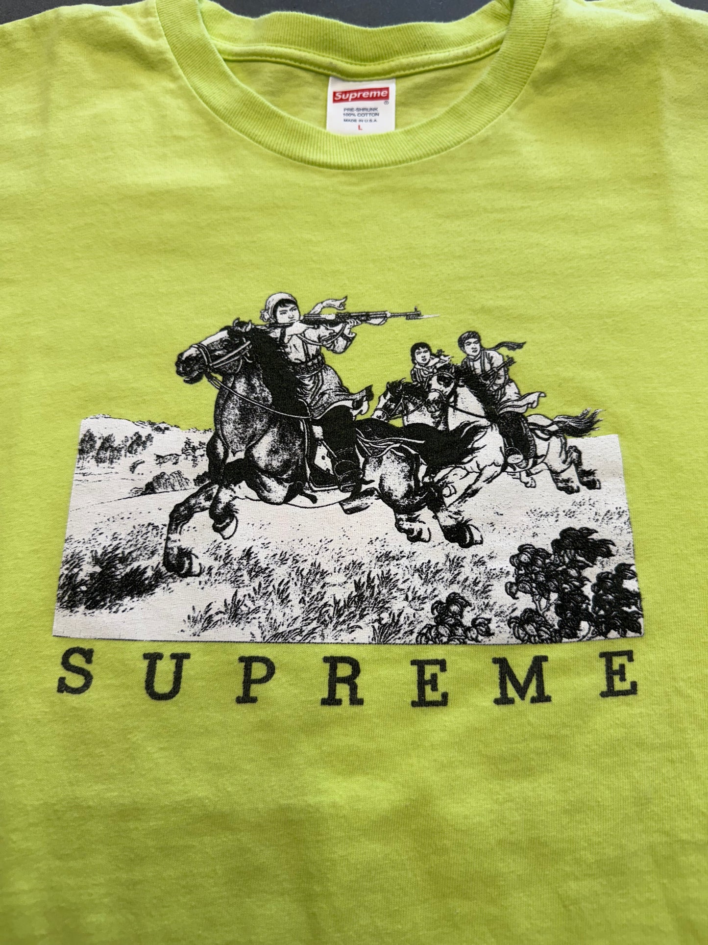 SS19 SUPREME RIDERS TEE - NEON GREEN