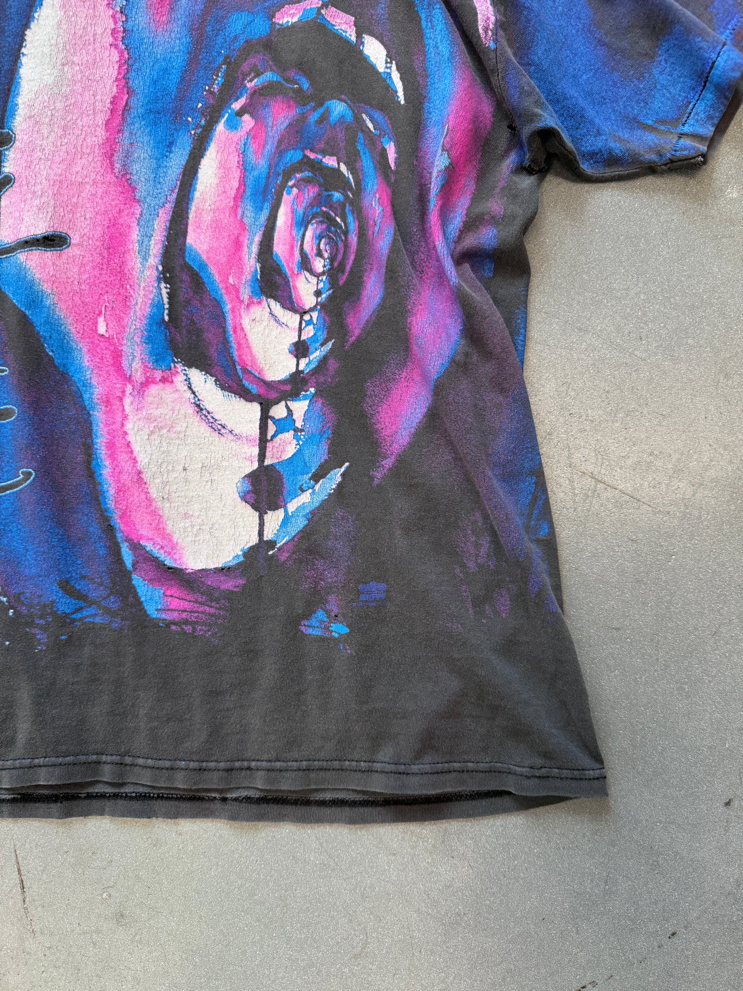 1994 PINK FLOYD THE WALL SCREAMING FACE ALL OVER PRINT TEE