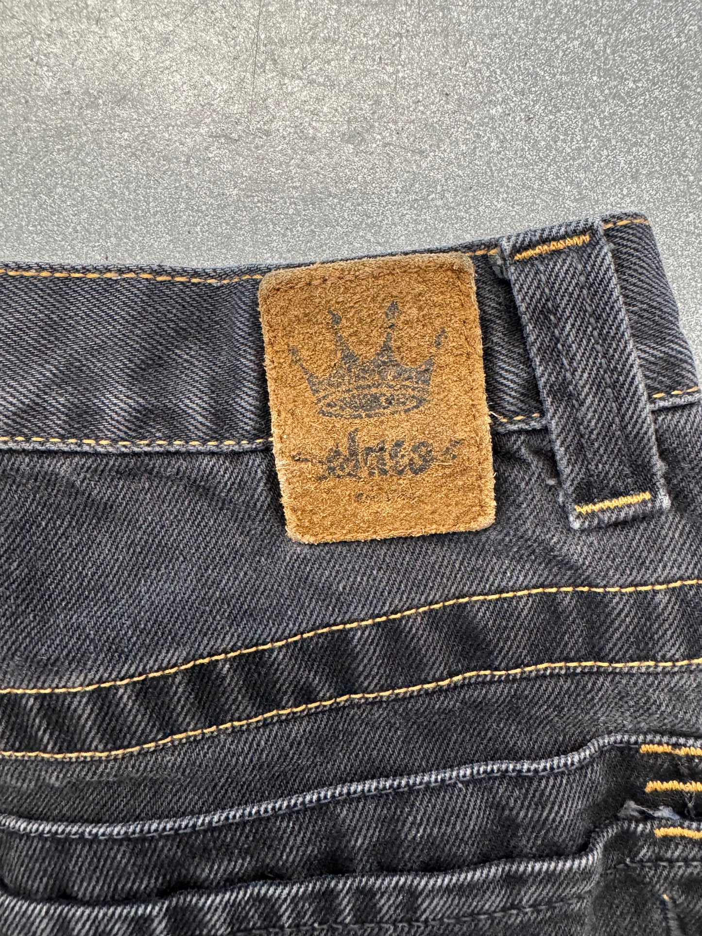 Y2K JNCO FLAMING SKULL DENIM SHORTS