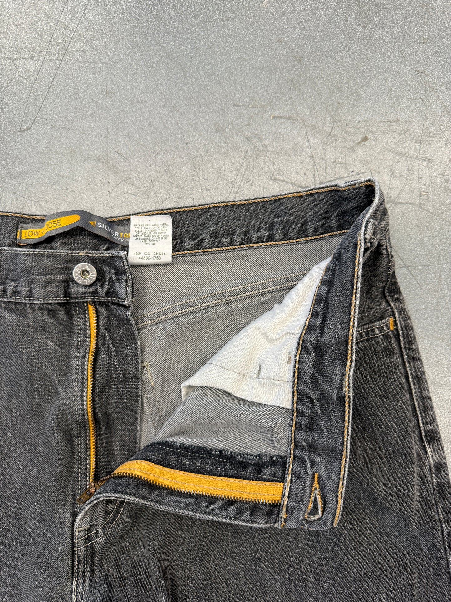Y2K LEVI'S SILVERTAB LOW + LOOSE WIDE LEG JEANS