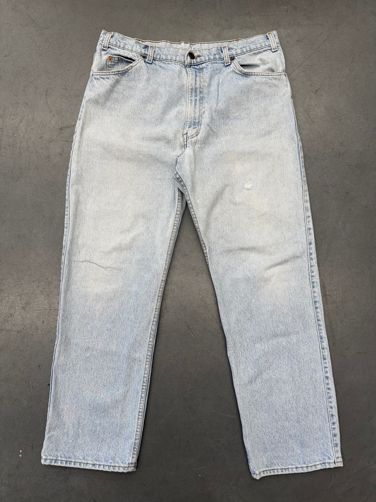 1987 LEVI'S 549 TWO HORSE BRAND LIGHT WASH DENIM JEANS (38X30)