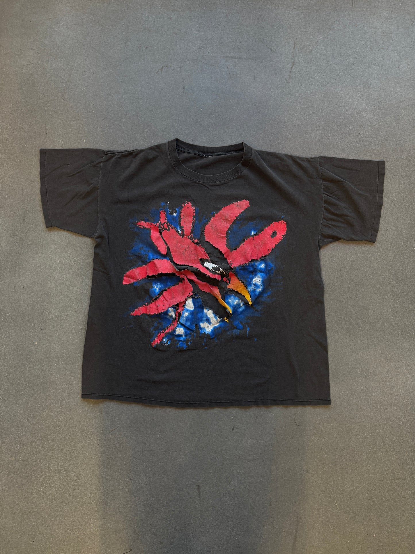 1992 THE CURE WISH TOUR TEE (PULLED TAG) (THRASHED/FADED)